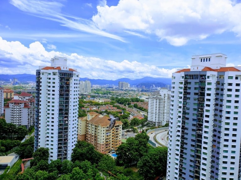 Changkat View Condo for Rent in Solaris Dutamas – Contact Julian Tong +6012-2121665