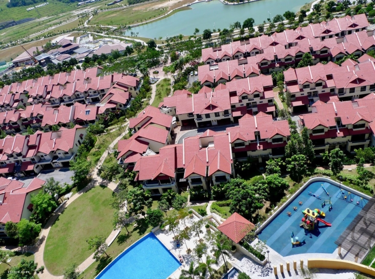 Nadia Parkhomes Desa ParkCity