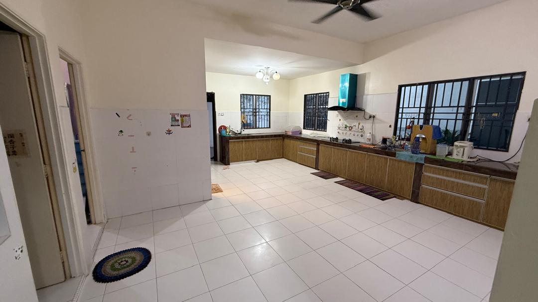 photo_3_2025-12-07_01-37-10