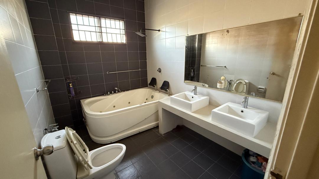 photo_8_2025-12-07_01-37-10