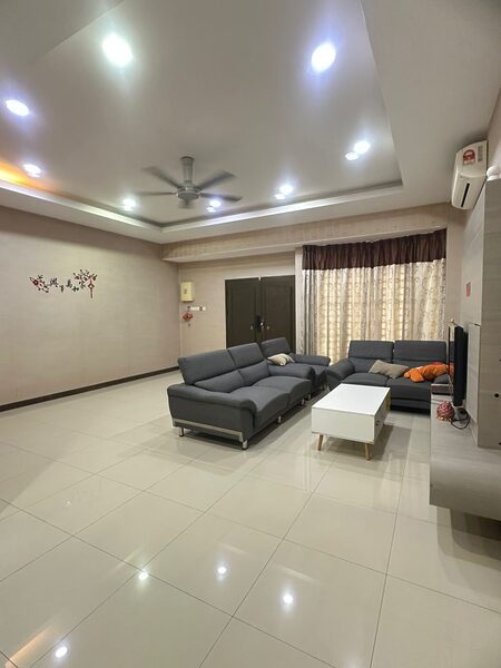 e4f533bb-5f85-48f7-857a-b6ebf3fd8427