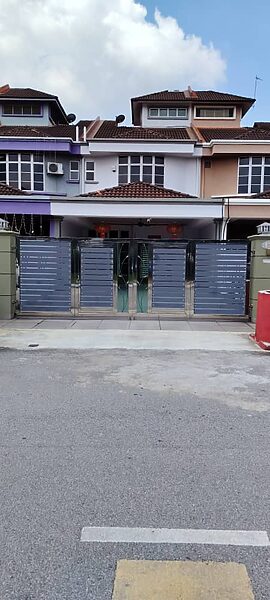 eb6bc43c-849e-4a27-aa15-911b4194eee7