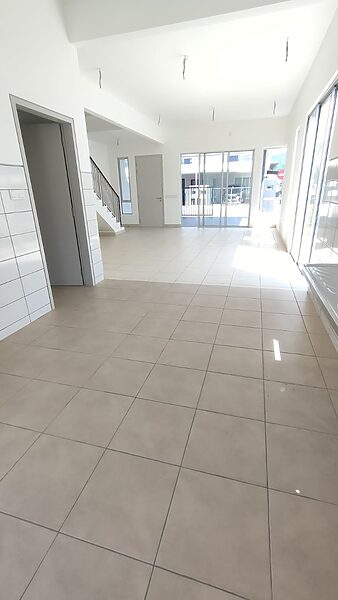 photo_6330325304164946291_y