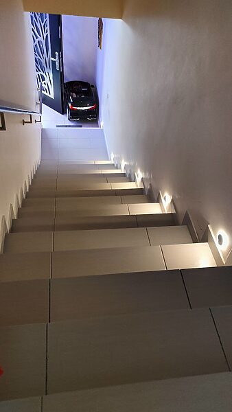 photo_6115928456668319857_y