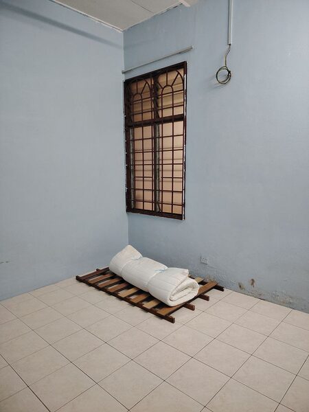 photo_6154393930364471062_y