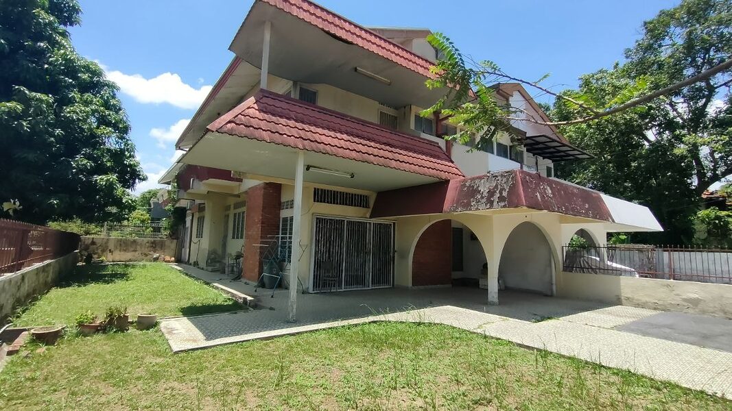 photo_6220015206675451999_y