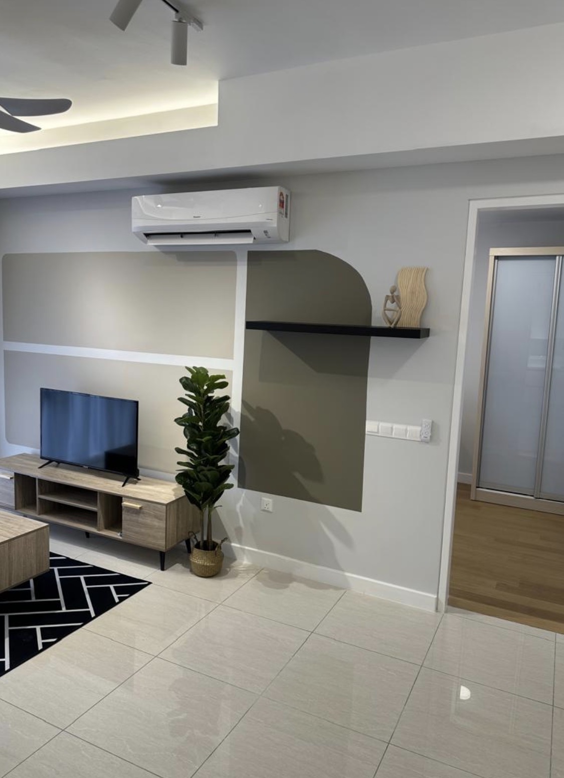 Fully Furnished Studio @ Sentral Suites Tower