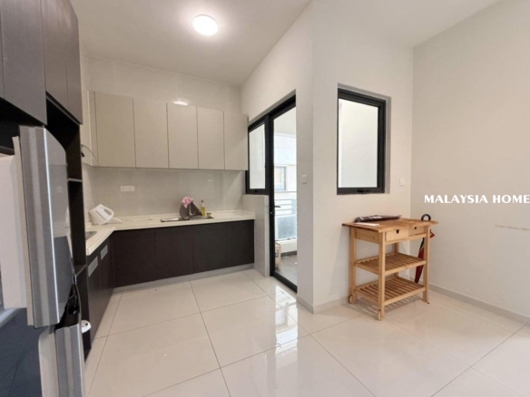 Fully Furnished Studio @ Continew Residence