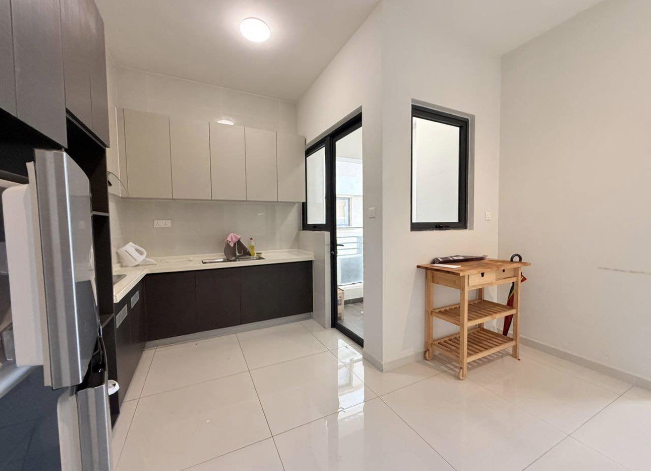 Fully Furnished Studio @ Continew Residence