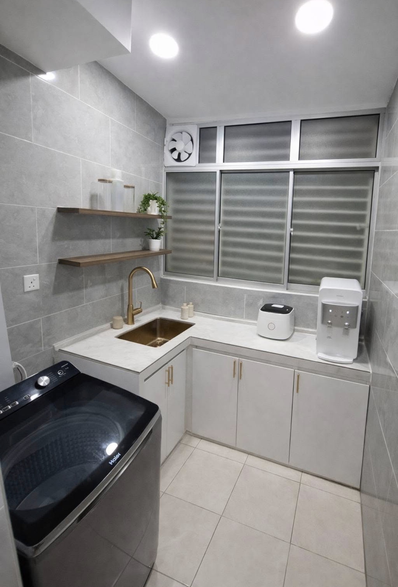 Furnished Studio @ Westlake Villas Condo