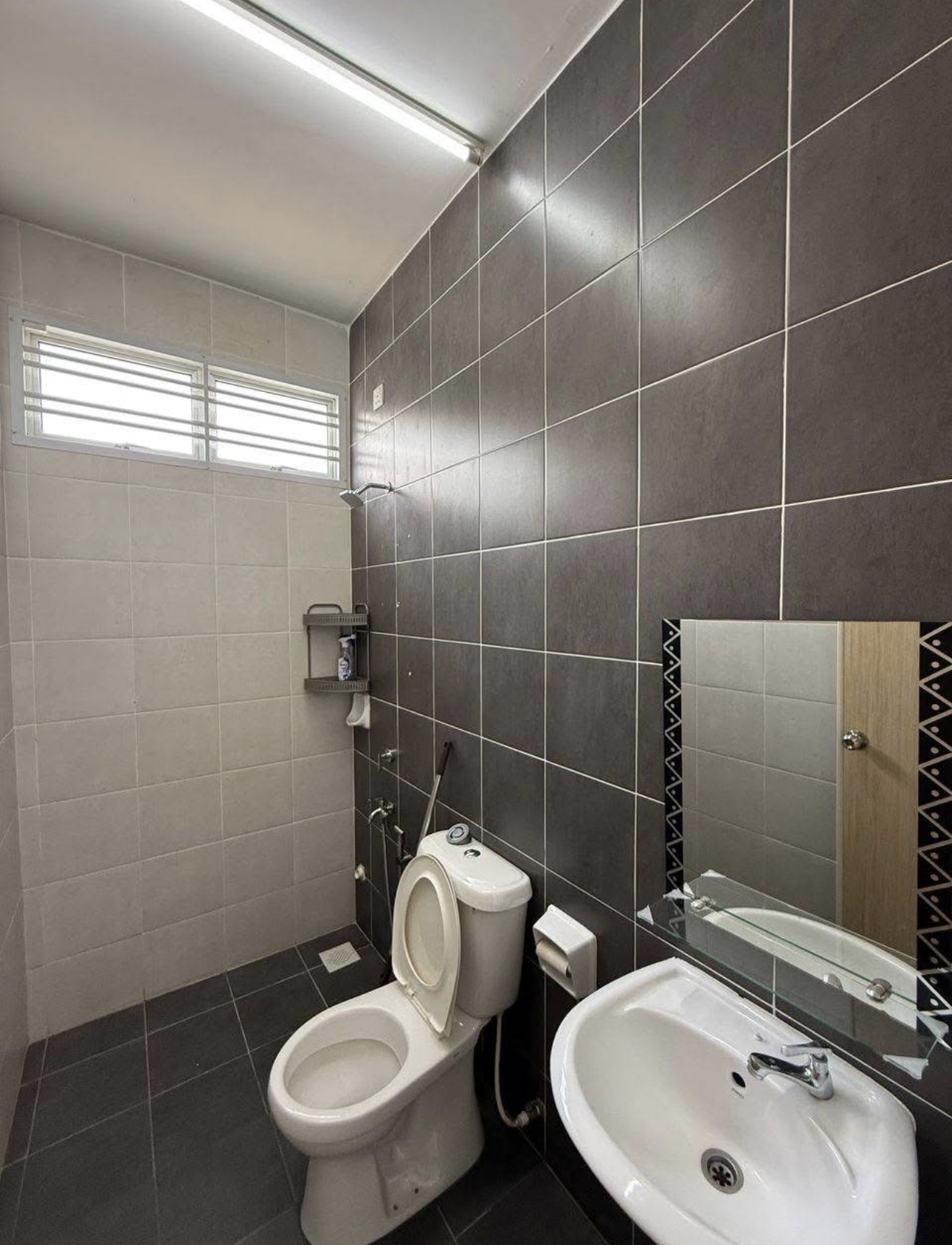 Furnished Studio @ Westlake Villas Condo