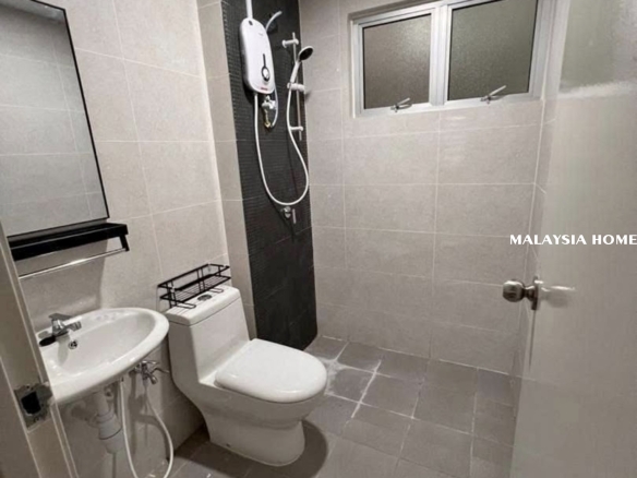 Piccadilly Service Residence @ Greentown