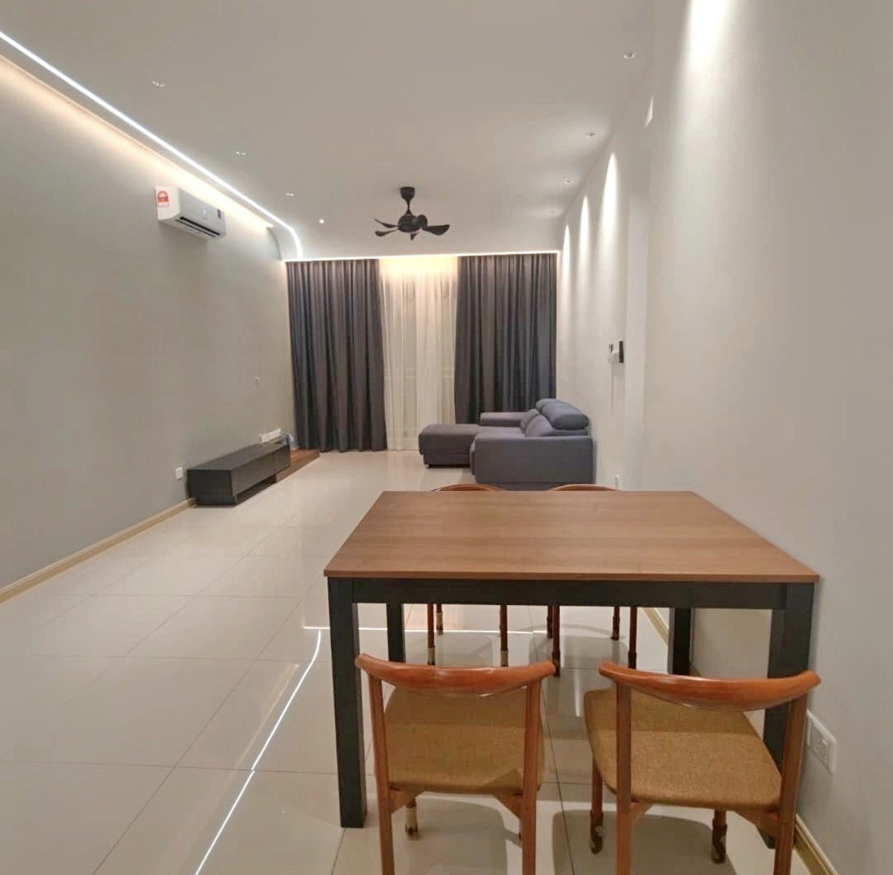 Well Furnished Studio @ The Atrium Condo