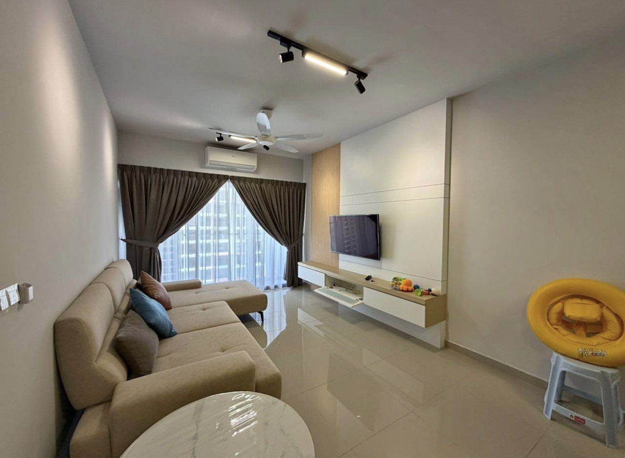 Well Furnished Studio @ Aman Heights Condo