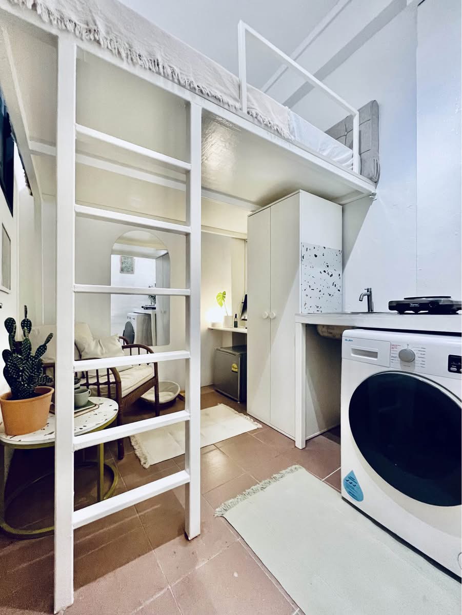 private studio available for rent at UNIV 360