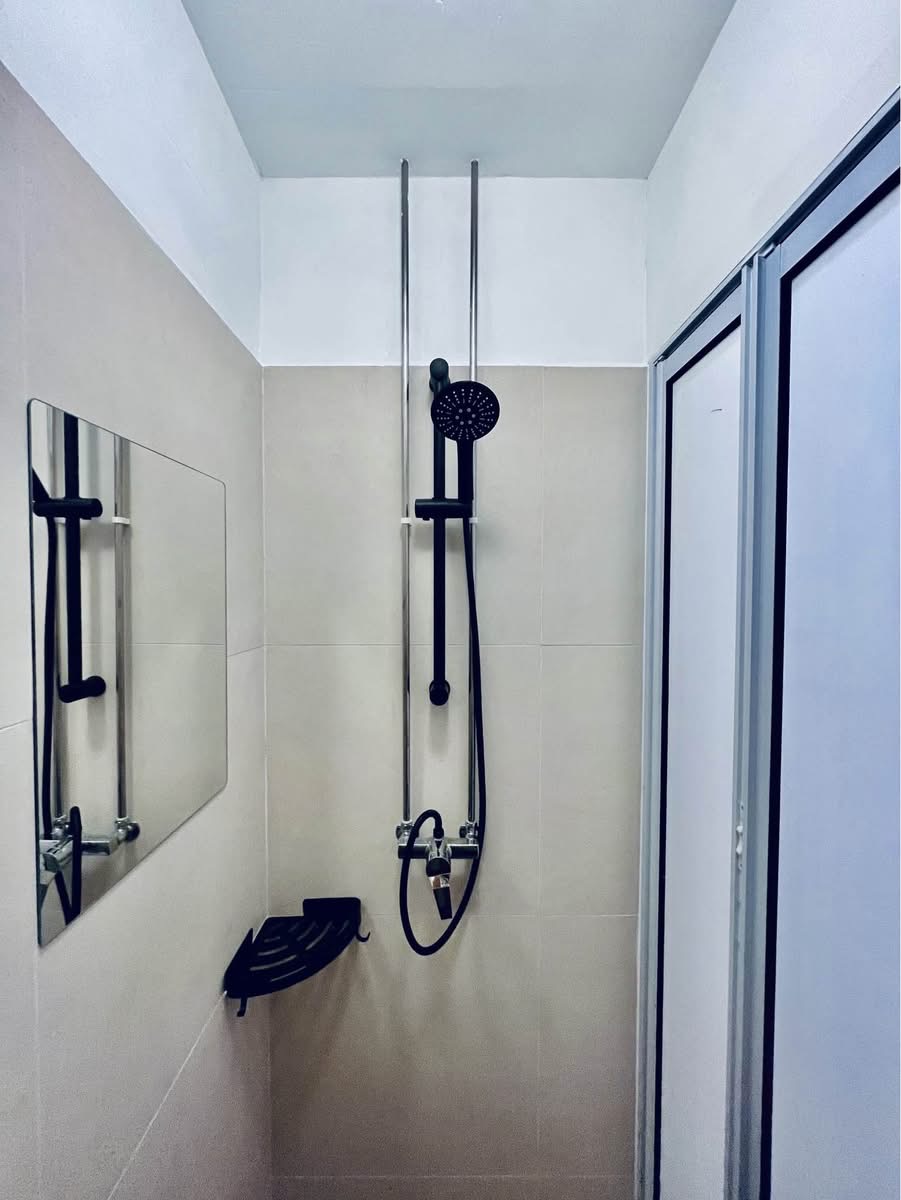 private studio available for rent at UNIV 360