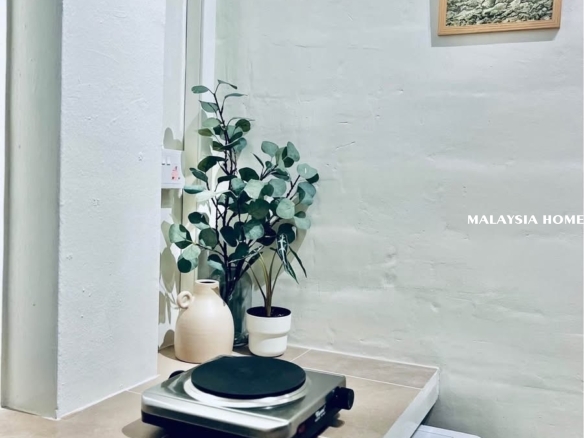 private studio available for rent at UNIV 360