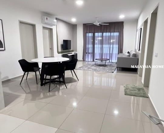 Fully Private studio @M-City Modern Duplex