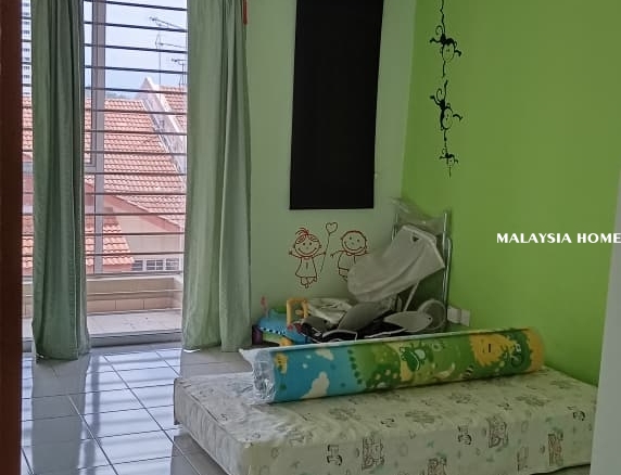 Taman Aman Siara Townhouse