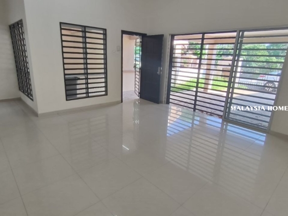Zebrina 24 x 80 Double Storey Seremban 2