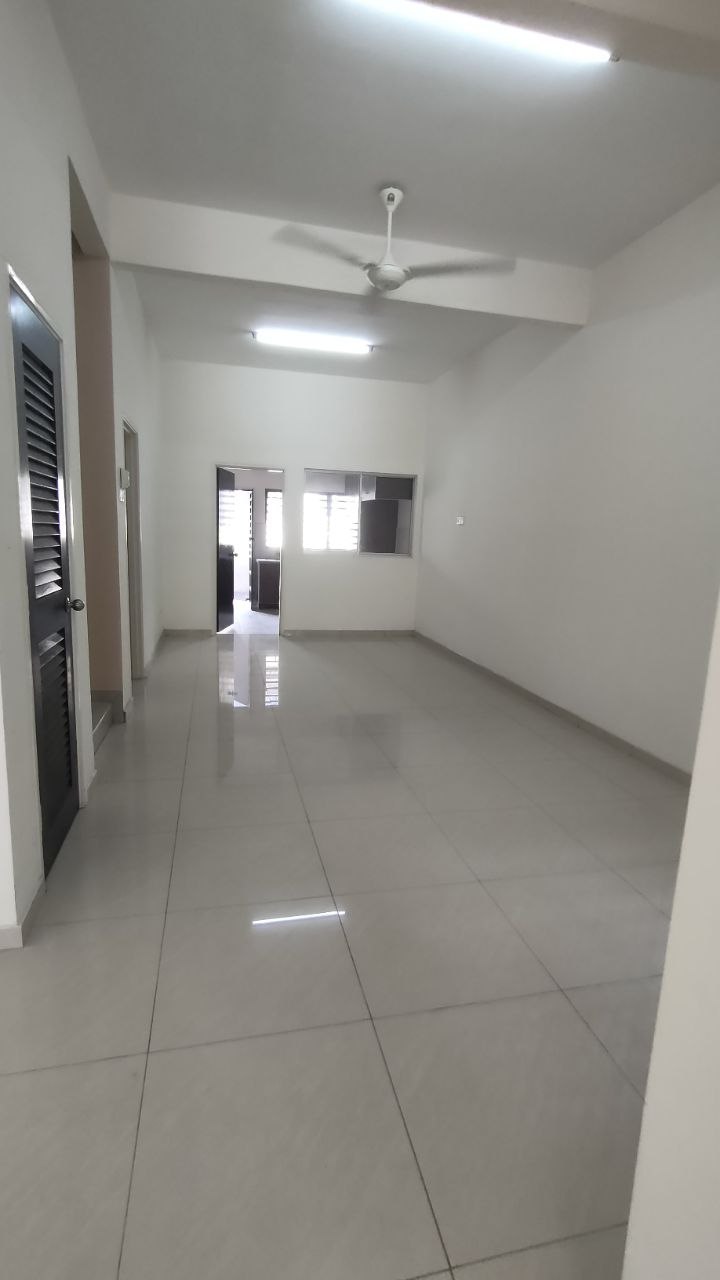 Zebrina 24 x 80 Double Storey Seremban 2