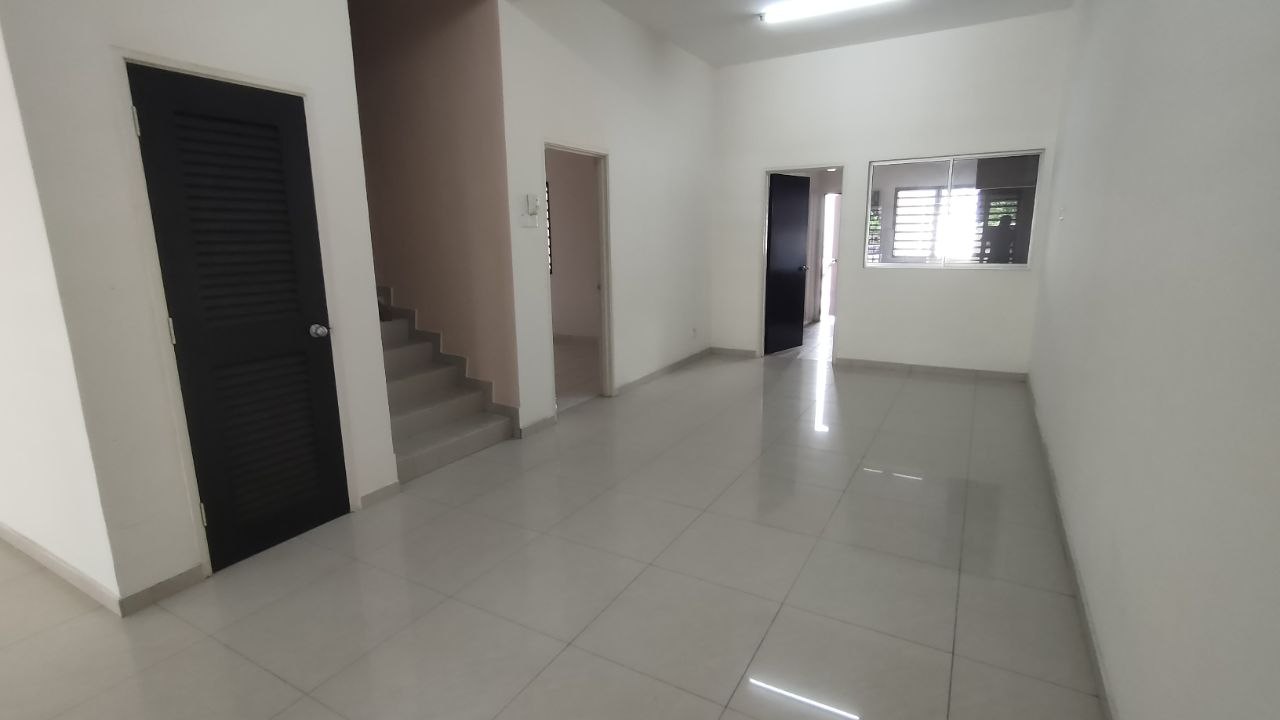 Zebrina 24 x 80 Double Storey Seremban 2