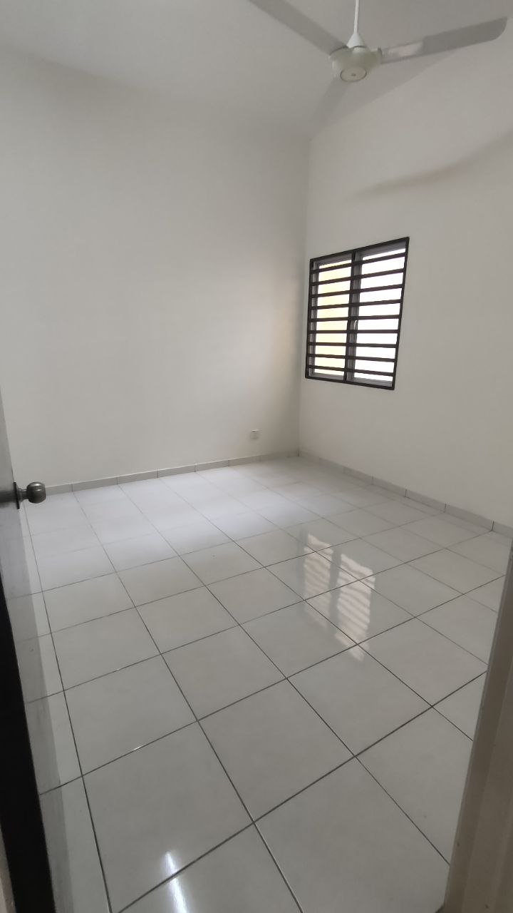 Zebrina 24 x 80 Double Storey Seremban 2