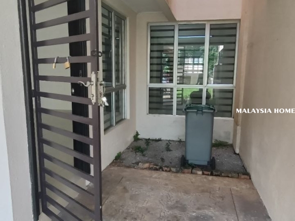 Zebrina 24 x 80 Double Storey Seremban 2