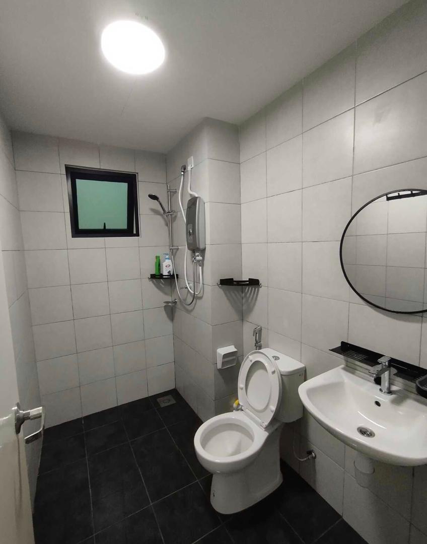 5244890f-4054-4bd1-be86-dd358c30527d Single bedroom at selangor