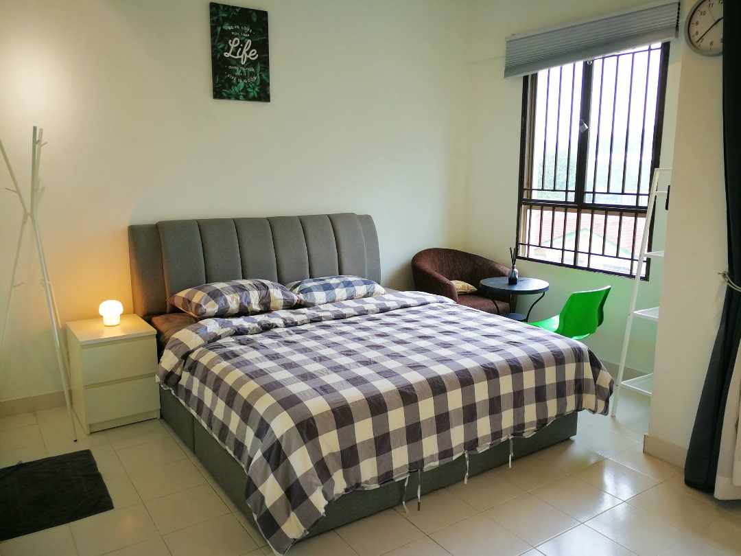 a7c173ee-8dcc-437d-bed3-44596ebe89c6 Single bedroom at Cyberjaya