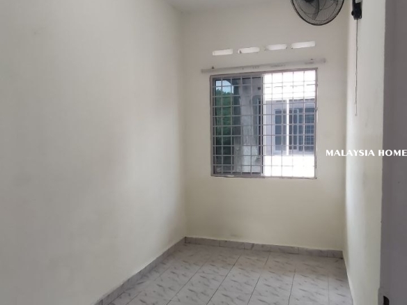 Taman Gadong Jaya Townhouse Corner