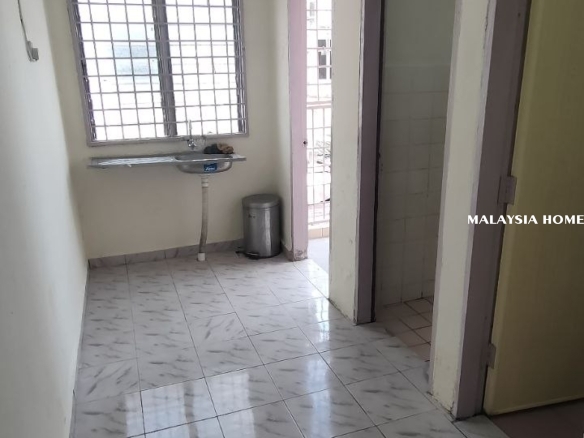 Taman Gadong Jaya Townhouse Corner