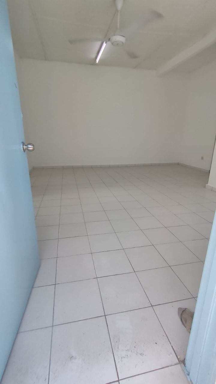 Single Storey Pinggiran Senawang
