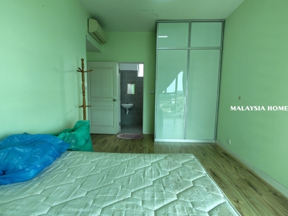 Own This Alam Damai Corner at RM490 per sqft