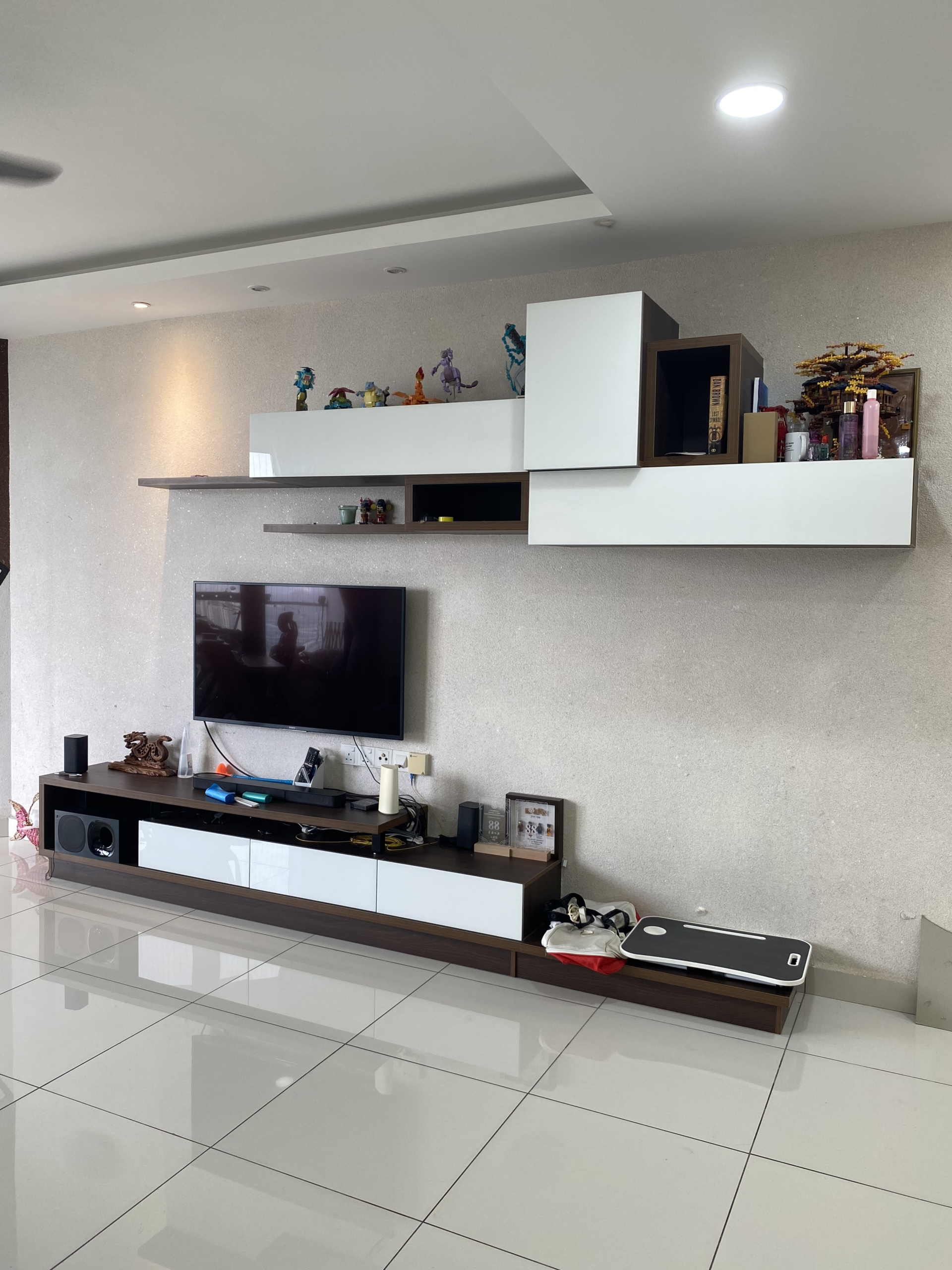 Comfortable Living; Move-In Ready Condo