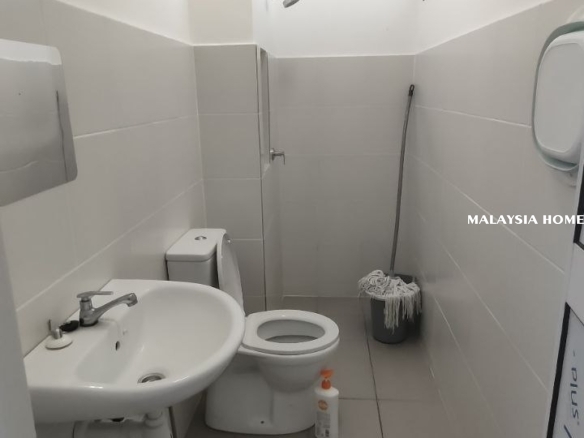 Seremban 2 Rimbun Aman Single Storey Terrace