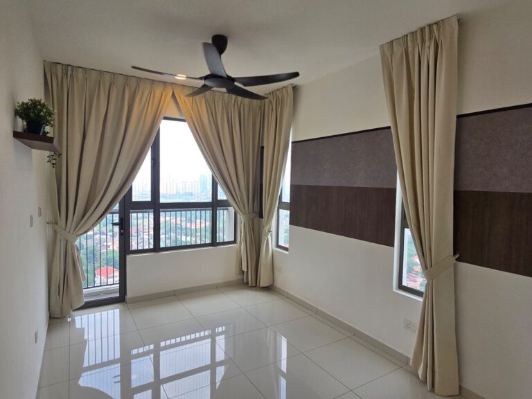 Master room with bathroom. Quality Built-Ins. Well kept. Great view