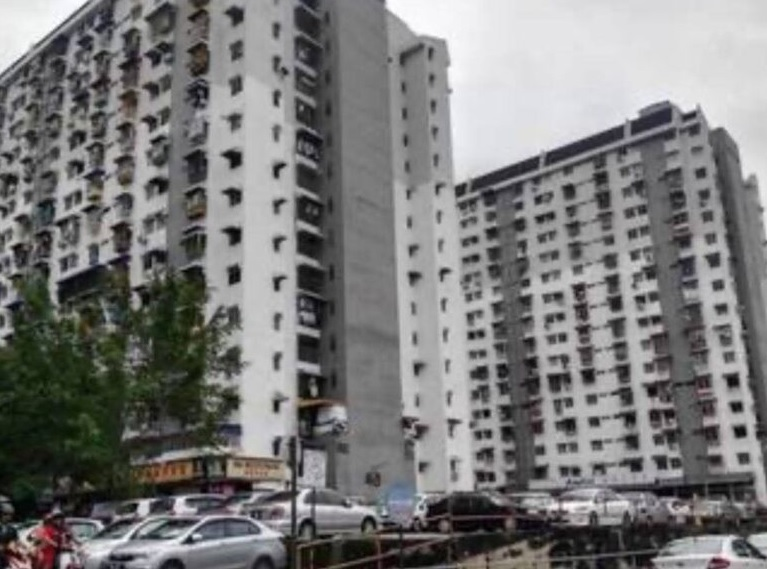 Lorong Semarak Api Ayer Itam FARLIM 2-Bedrooms (Mid Floor) 512sqft